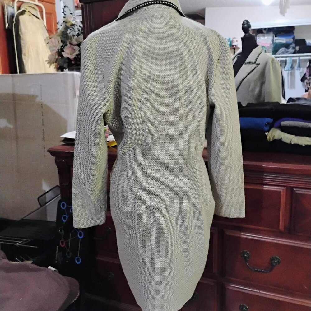 Gray and Black Button Up Coat - Picture 4 of 6